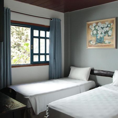 Cr Hotel Bueno - Antigo Hotel Serras De Goyaz Goiânia Esterno foto A room at the hotel